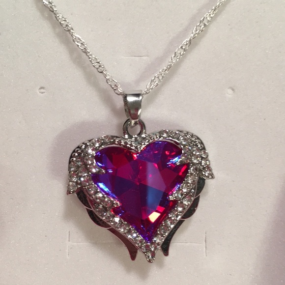 Boutique - bling wings heart necklace pink purple - Picture 2 of 6